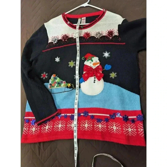 Women's Festive Christmas Snowman sweater by Holiday Time size XL - Picture 6 of 6